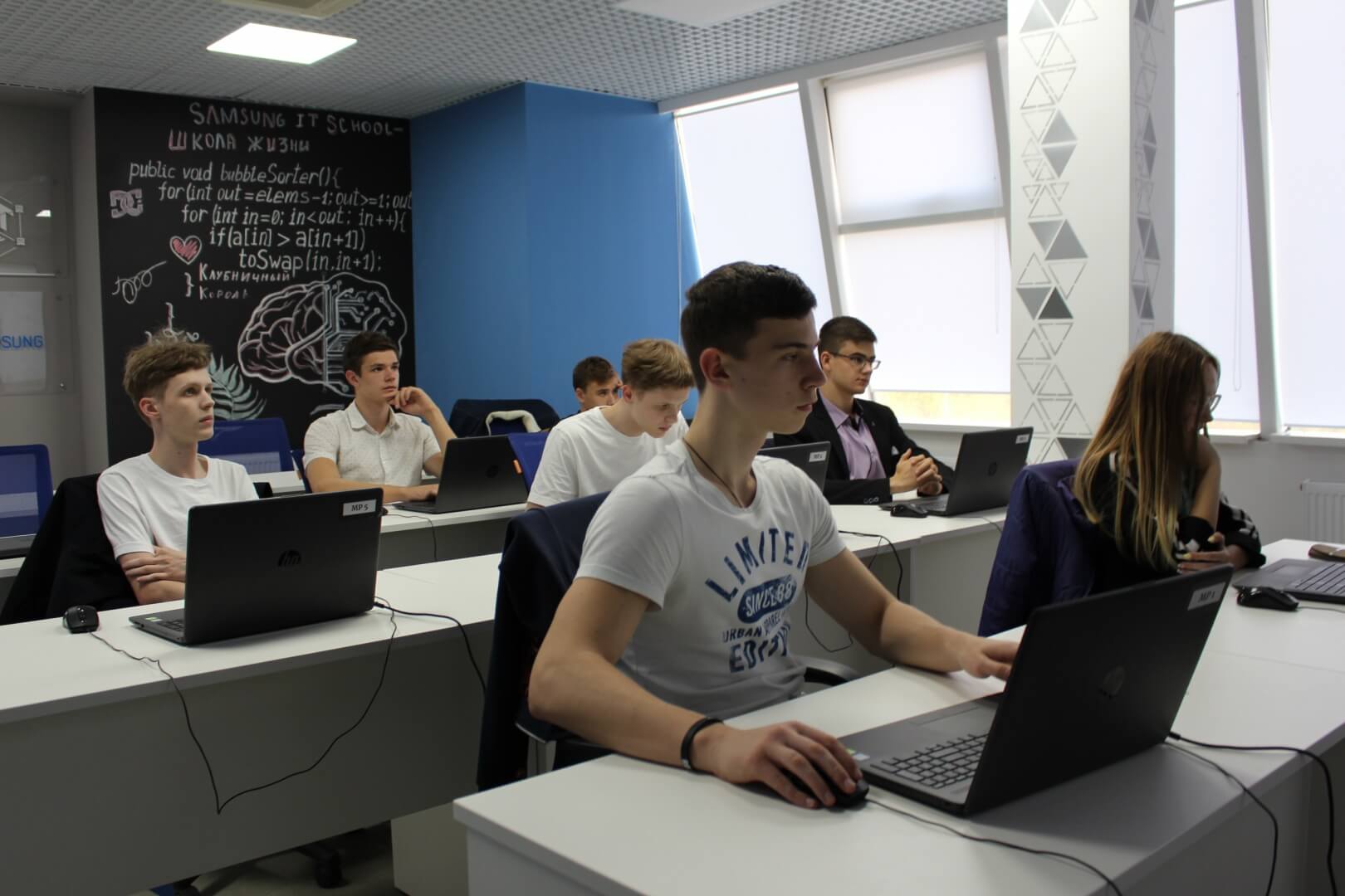 Открыт набор детей на направление «Мобильная разработка»!